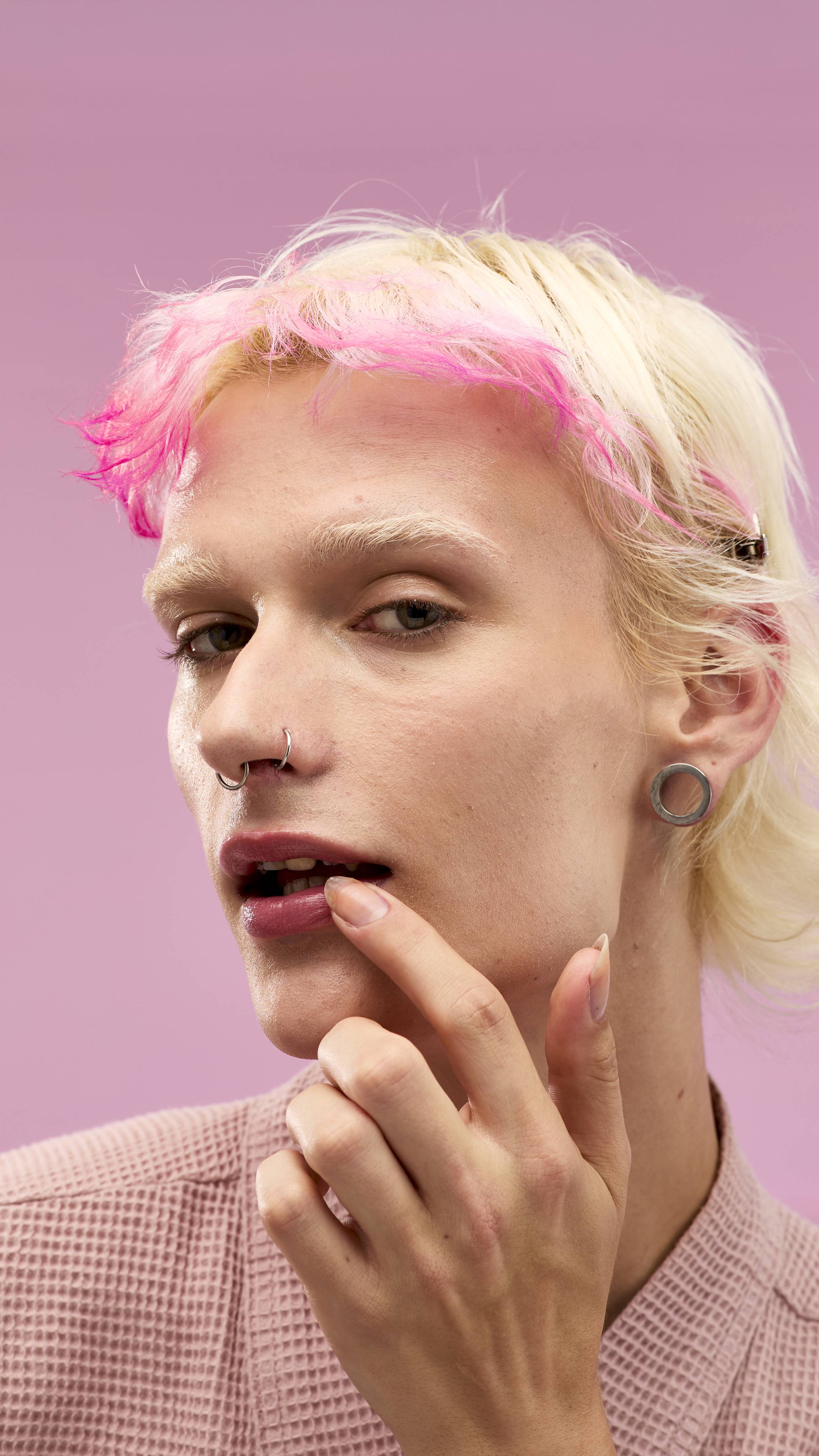 0BC46FFA-75E5-8CA3-9CF6-708BB39E5411