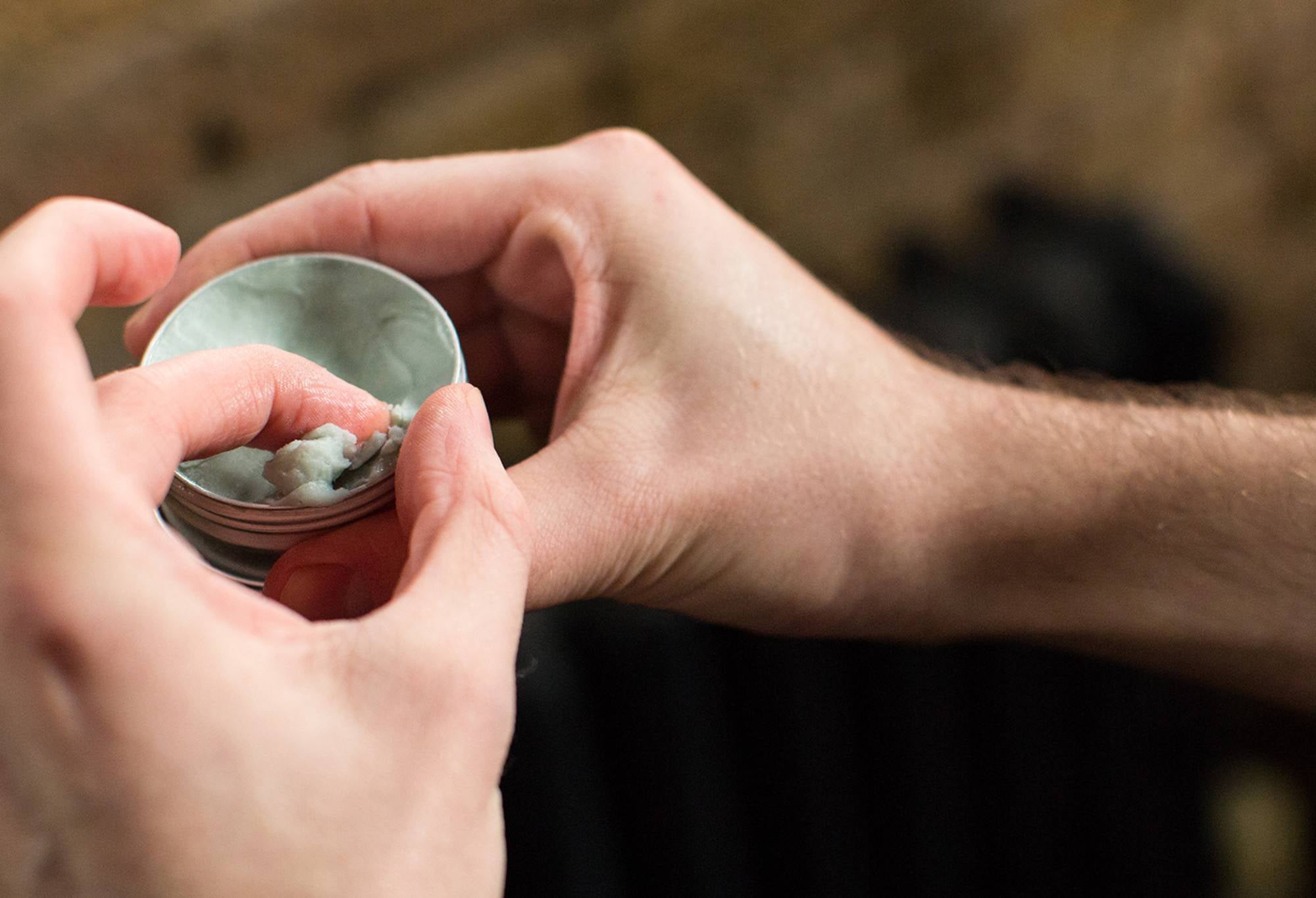 3C8DBB48-CA05-A5B1-FF1C-3710853CFBA4